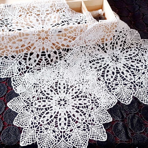 Pieces lace doilies - pieces,